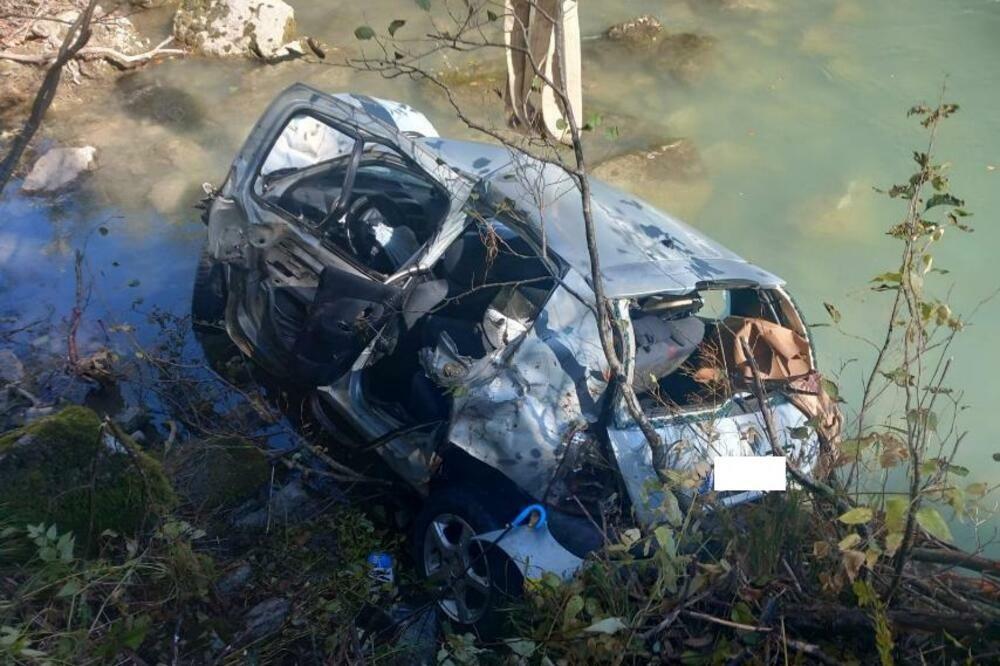 5441676_auto-tara_ls