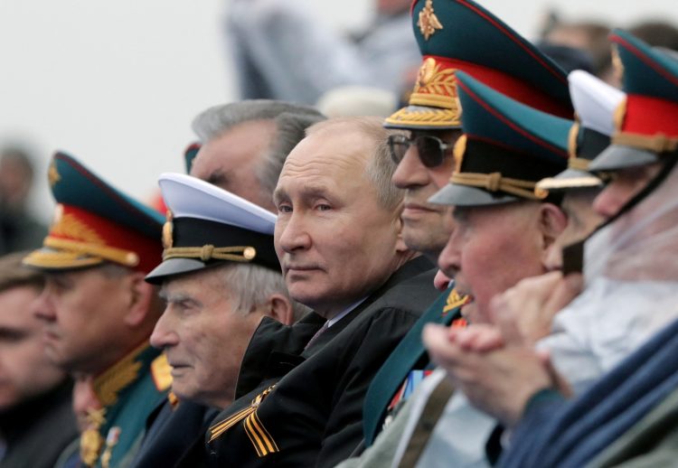 1664483918-2022-09-13T160245Z_881448624_RC2FGW924V3N_RTRMADP_3_UKRAINE-CRISIS-PUTIN-OPTIONS-750x518