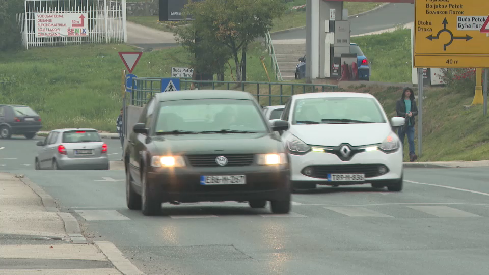 saobracaj cesta auto