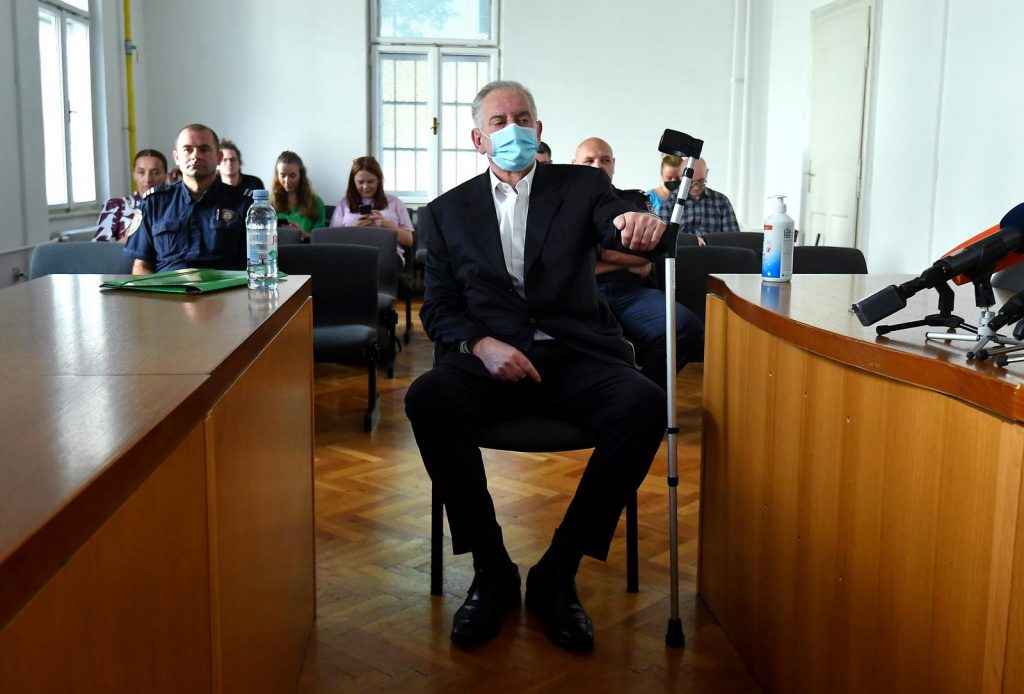 1665551701-PXL_150722_94645443-1024x694