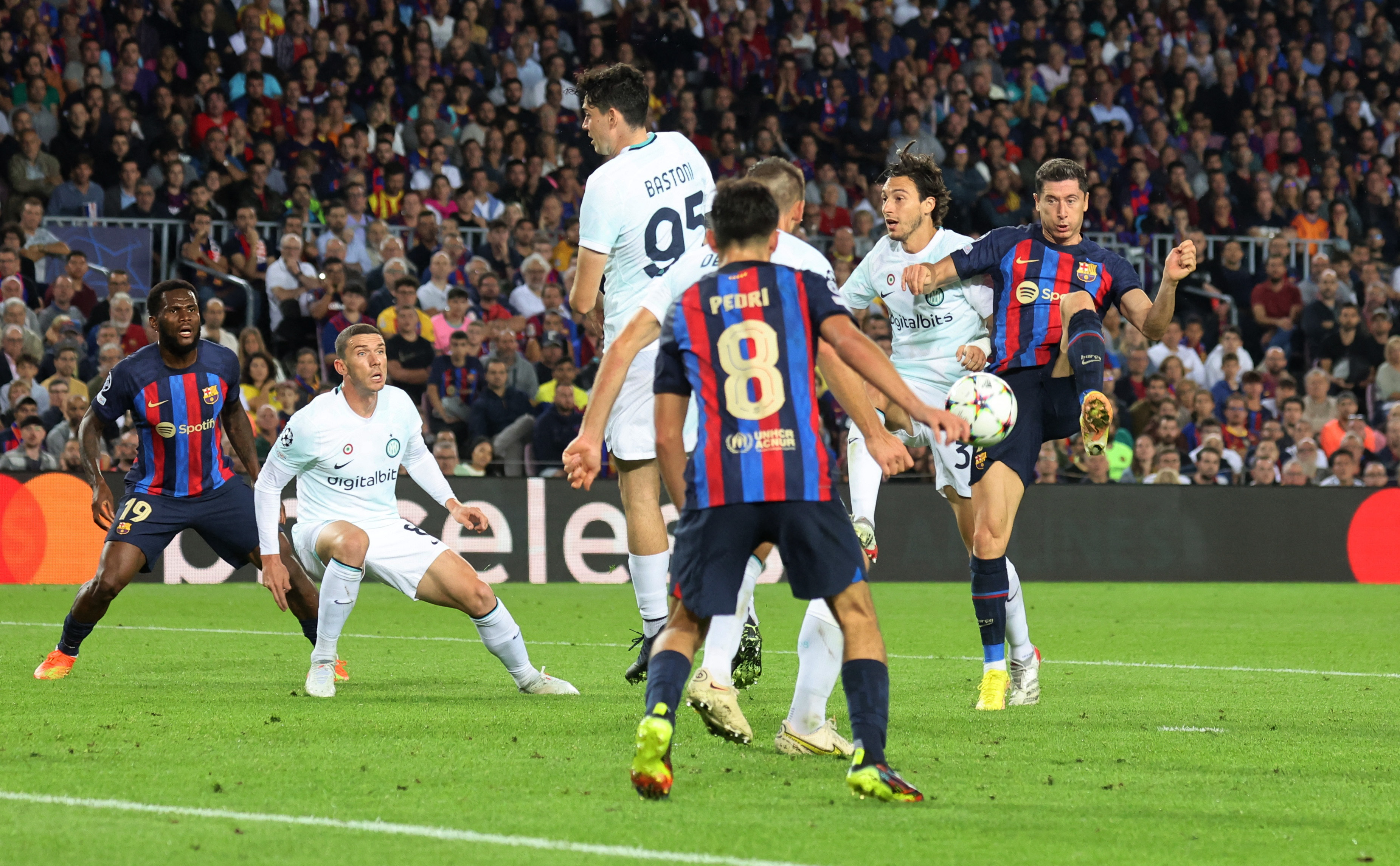 Champions League - Group C - FC Barcelona v Inter Milan