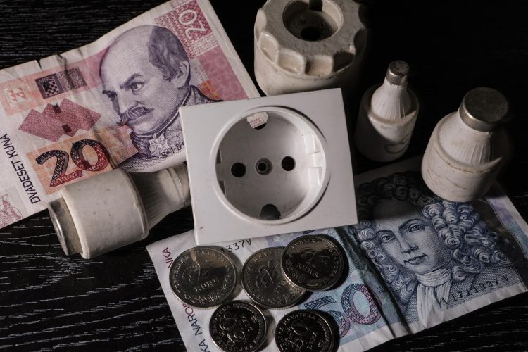 1665951511-PXL_220822_95253962-750x500