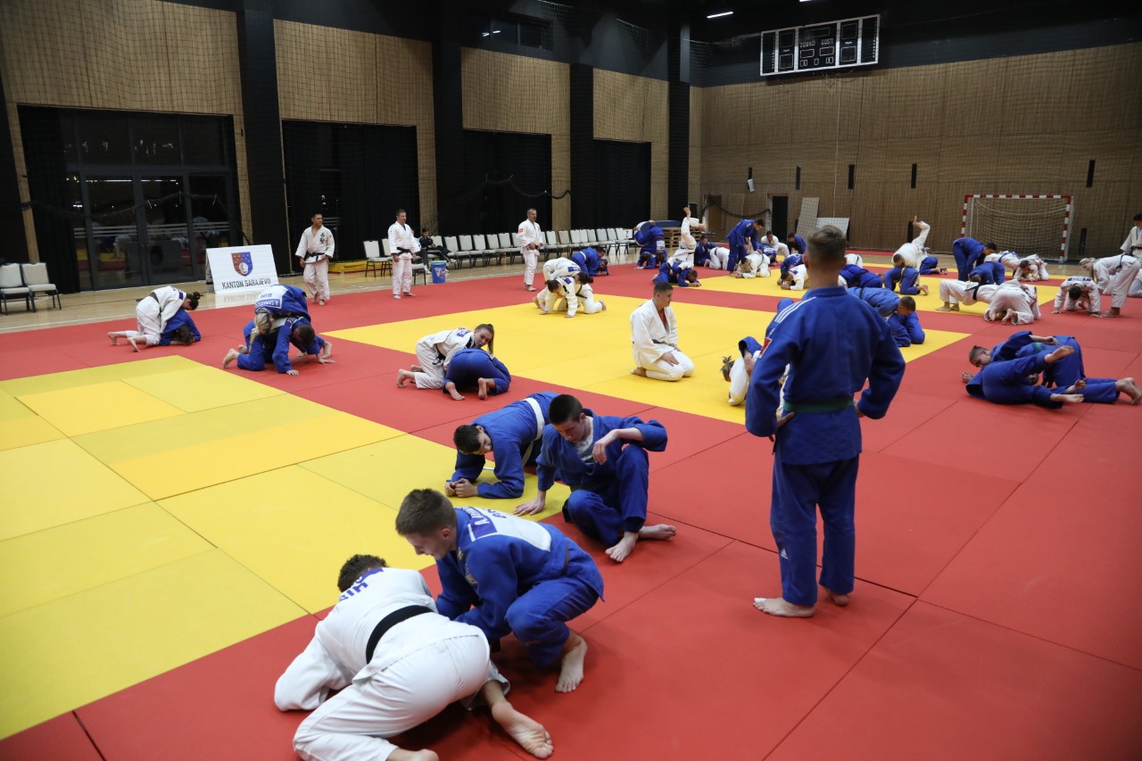 1666359216-thumbnail_Judo-seminar-3.jpg