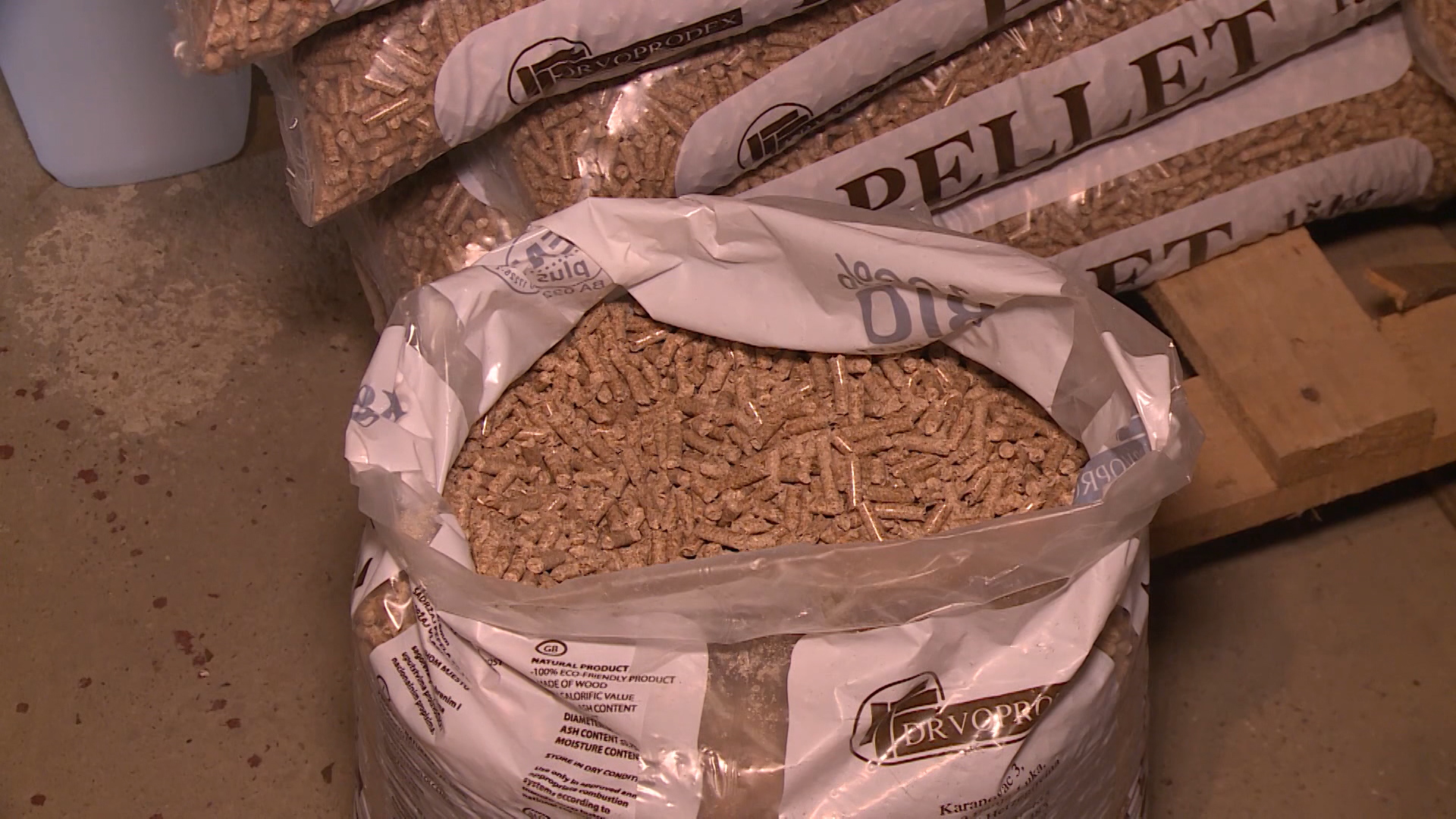 SA-IZVOZ PELETA PKG-MLV-1(20221024-181242767).mxf.00_02_49_24.Still001