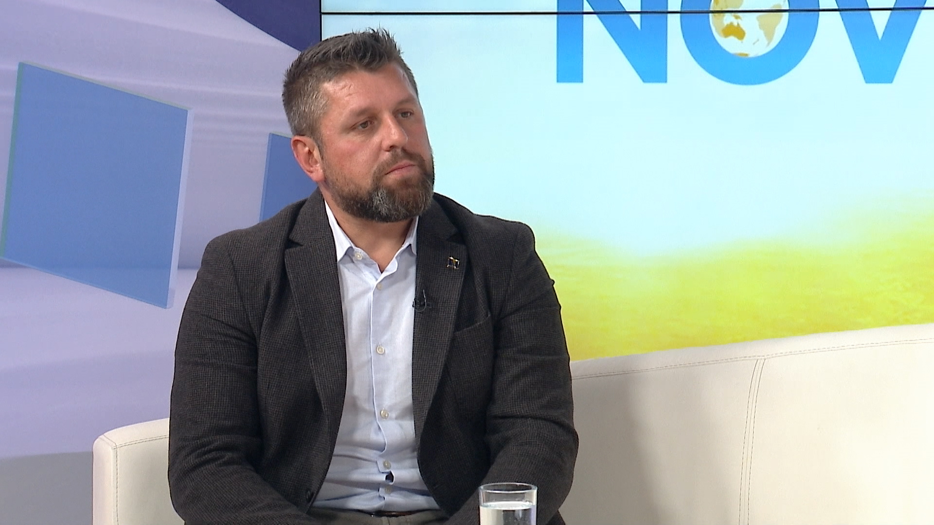 sa-camil durakovic-clf-311022.11_37_54_23.Still001