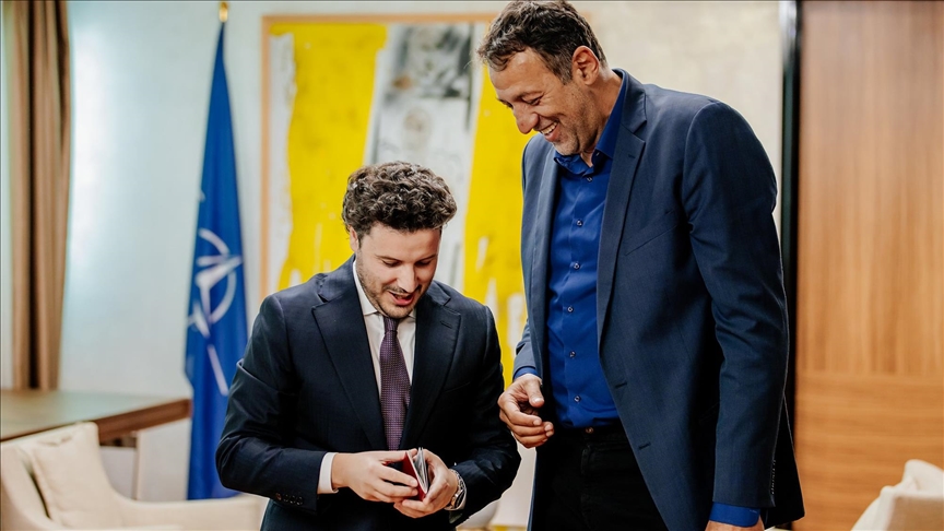 Dritan Abazović Vlade Divac