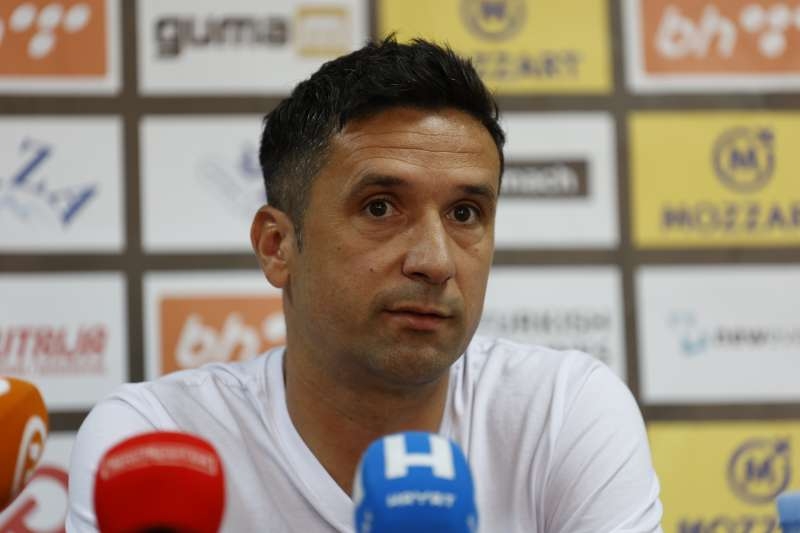 8da9c43140ea2cb59ed922fe7810246c