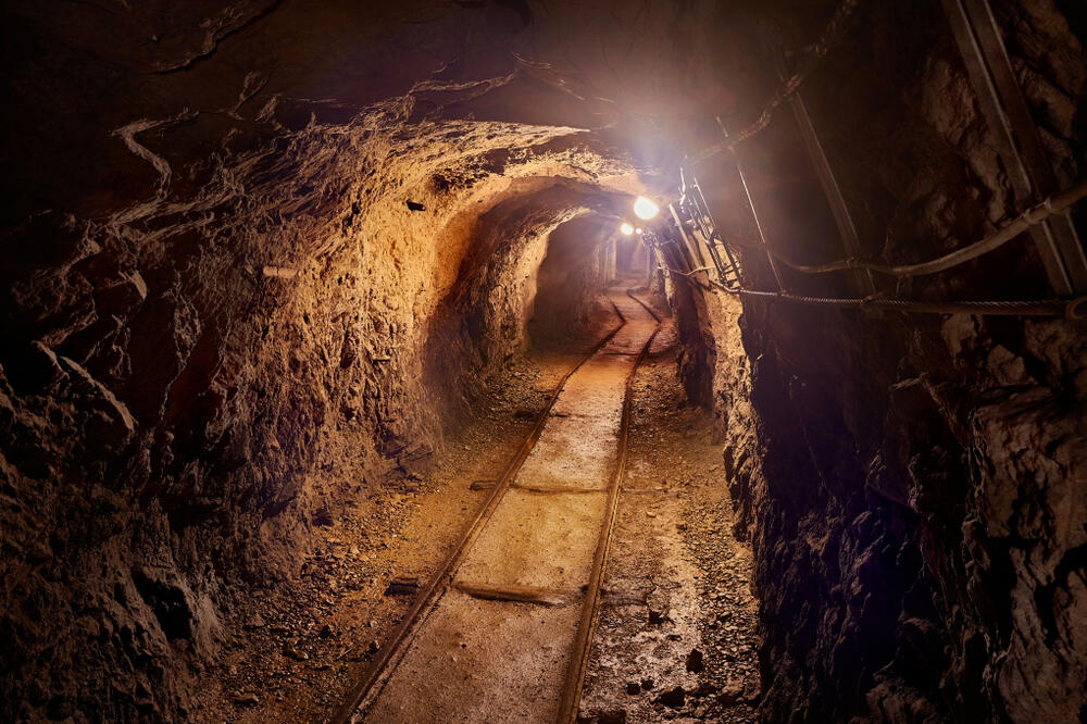 5447569_shutterstock-793577104_ls