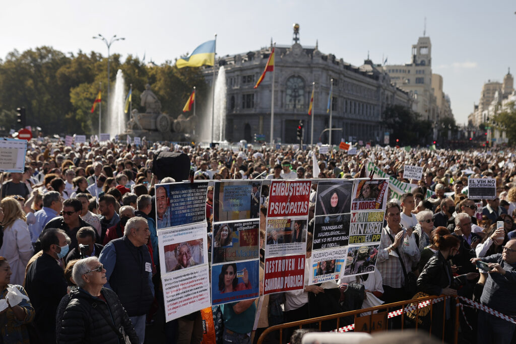 1668365366-AA-20221113-29431095-29431081-SPANIJA_U_MADRIDU_PROTESTI_MEDICINSKOG_OSOBLJA-1024x683.jpg