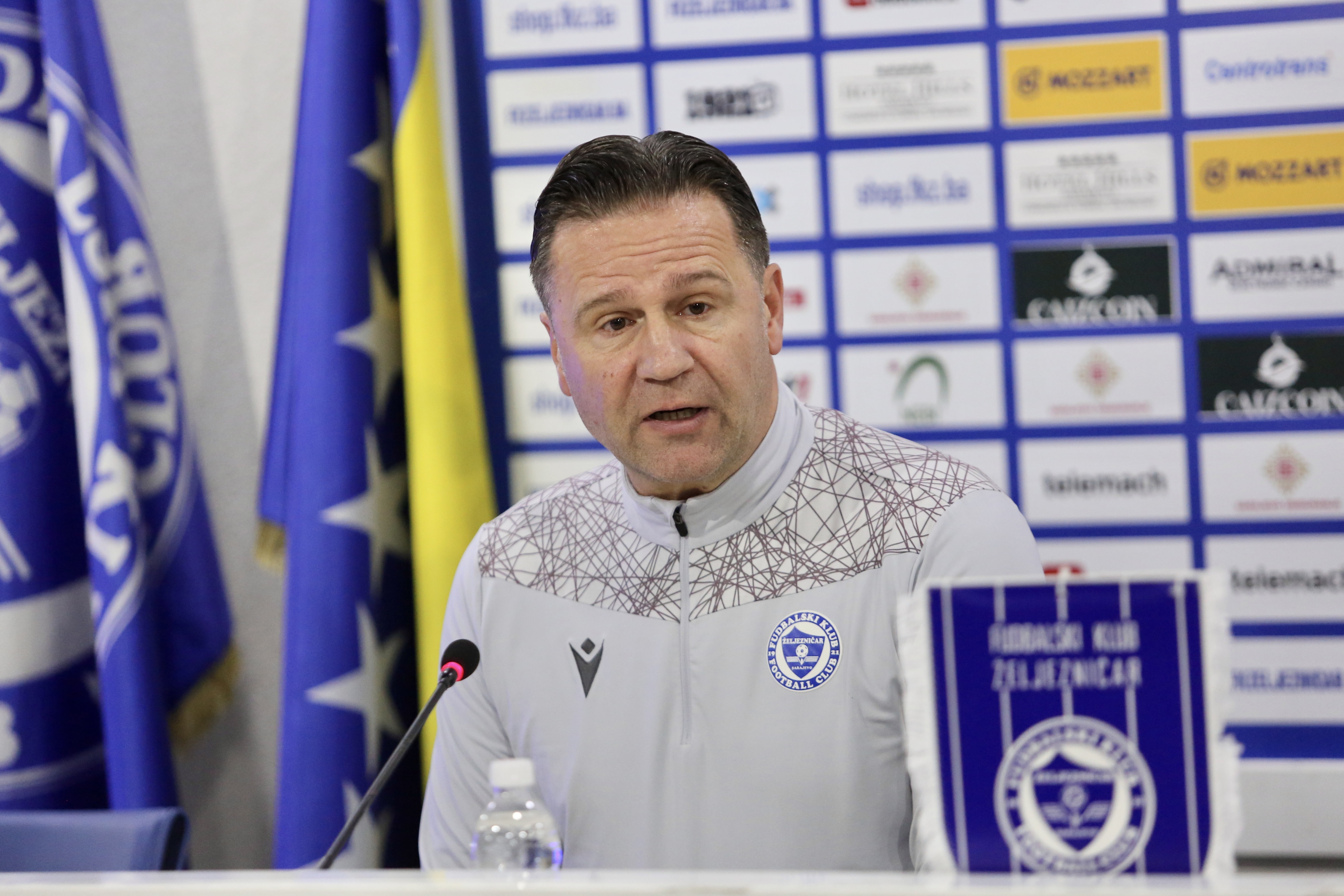 C10C4FD6-937E-44C1-826C-BB1735DBE4D8