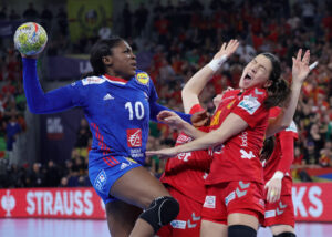 1668975958-2022-11-20T190958Z_1750220094_UP1EIBK1H8JB5_RTRMADP_3_HANDBALL-EC-WOMEN-300x214.jpg