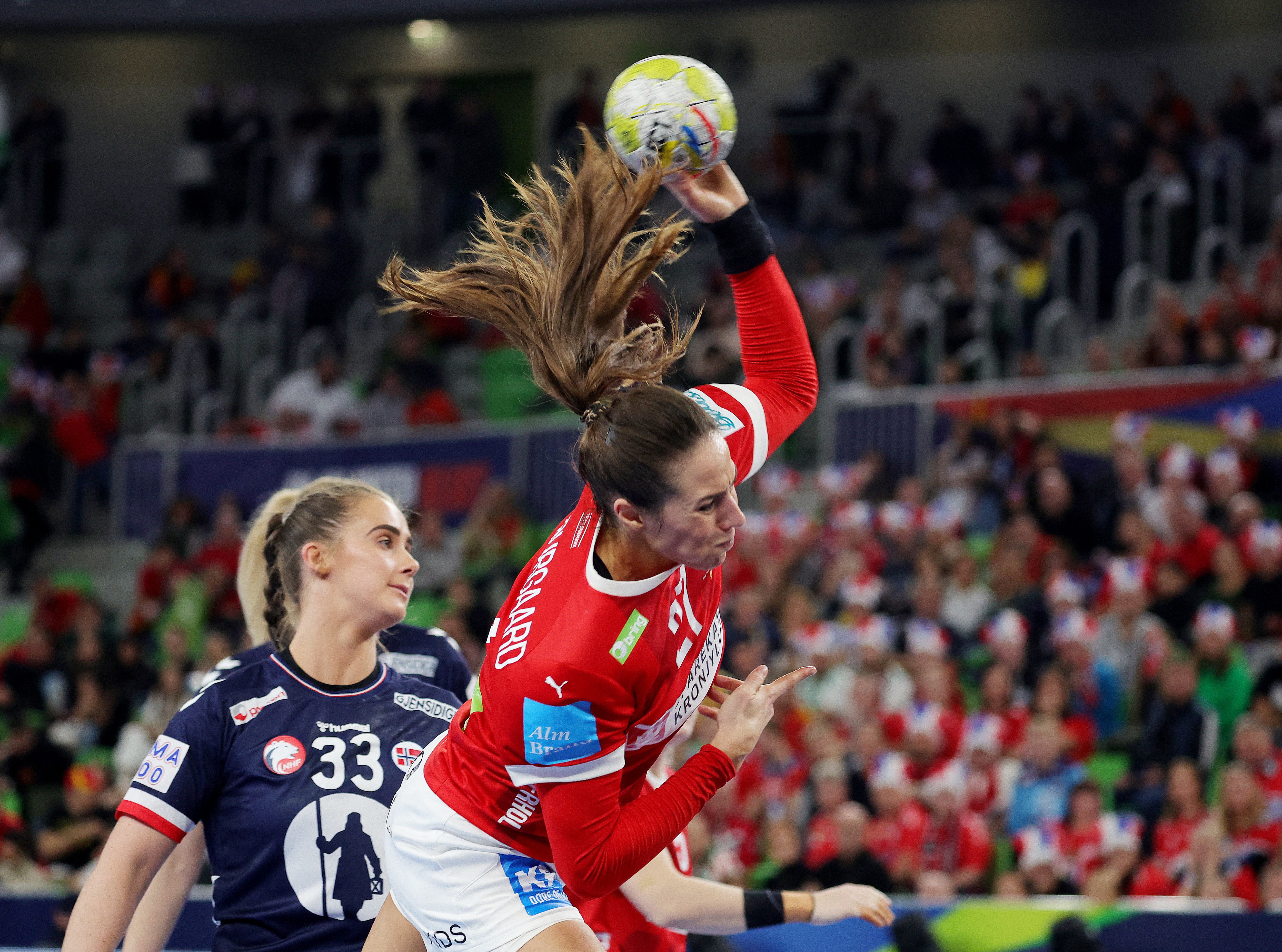Handball - Women's Euro 2022 - Denmark v Norway - Final