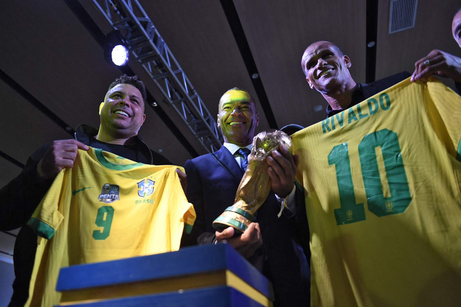 FBL-WC-2002-BRA-CBF-20TH ANNIVERSARY