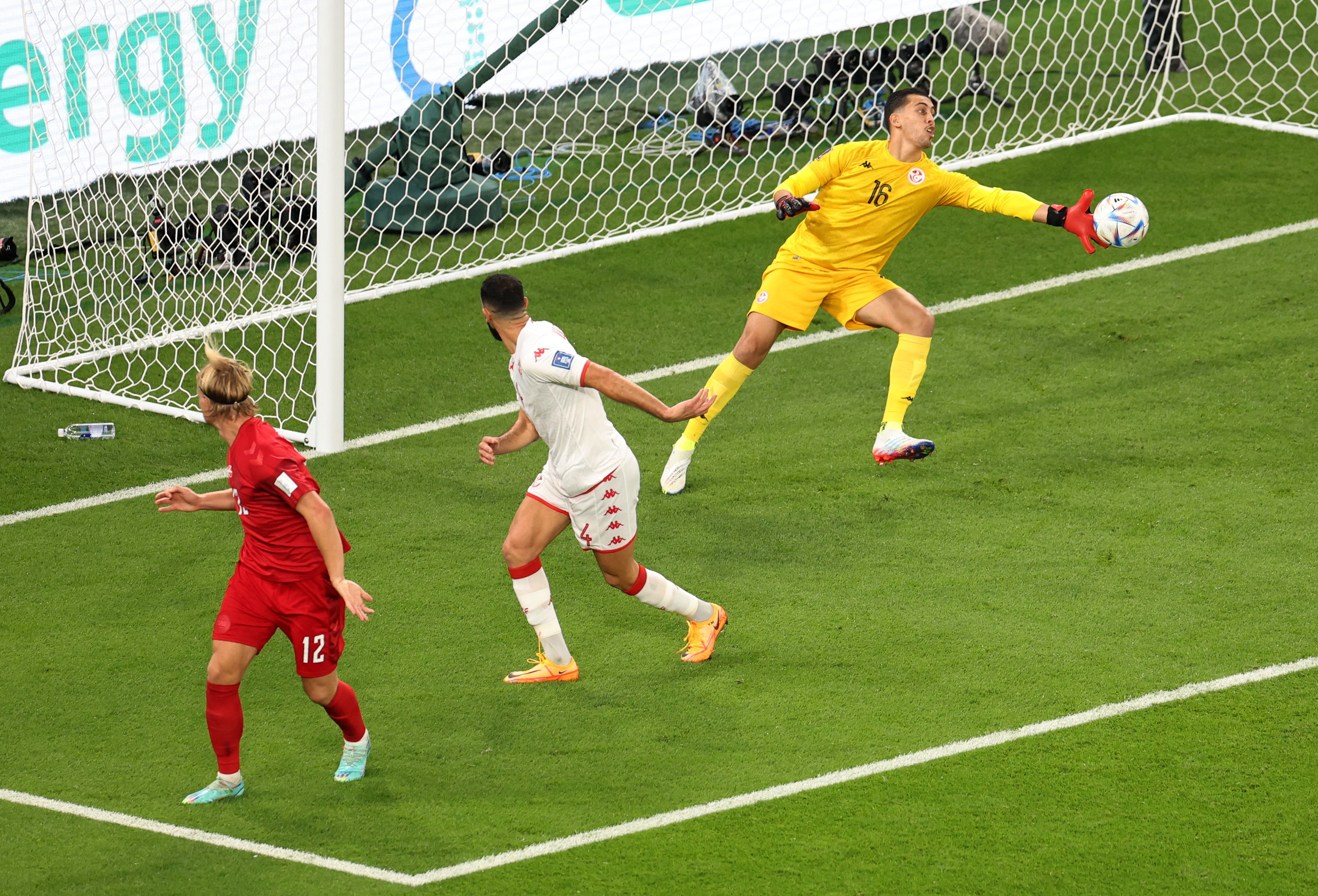 REUTERS/Molly Darlington