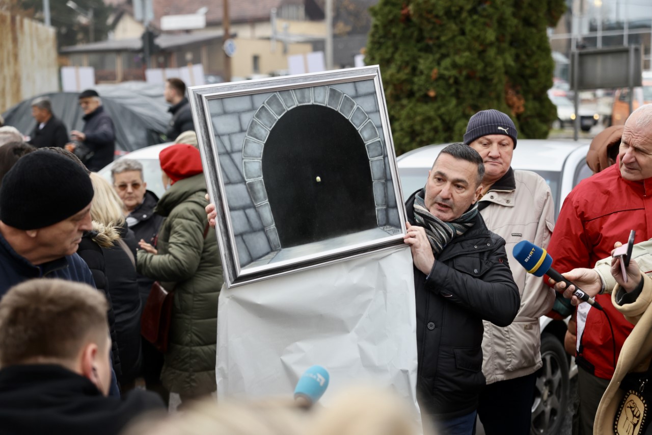davor dragicevic svjetlo na kraju tunela