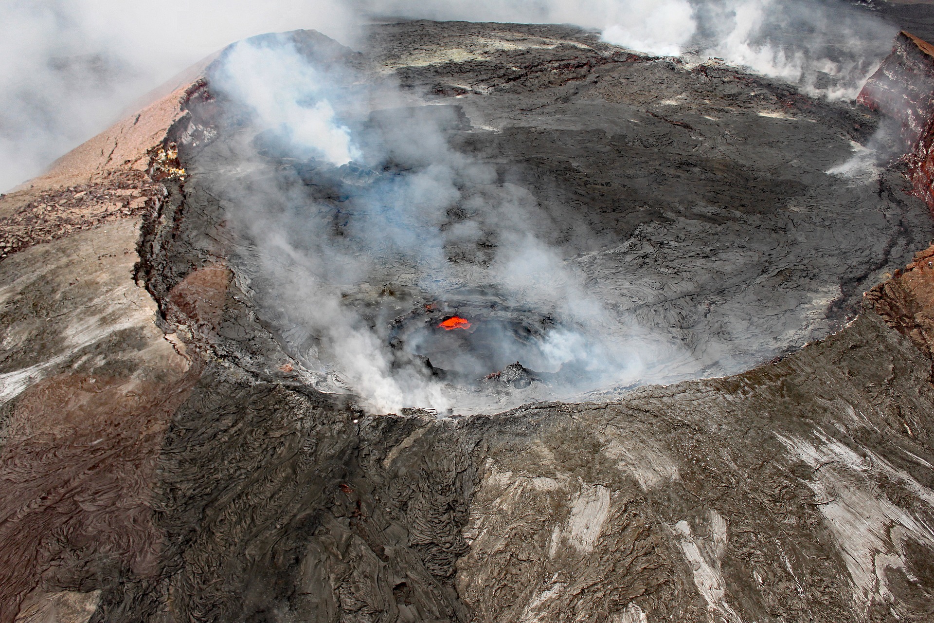 kilauea-g13de687f9_1920
