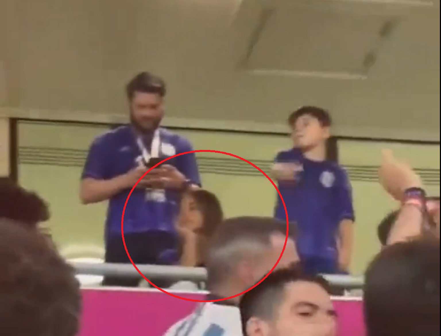 1670314489-Antonela-1536x1170