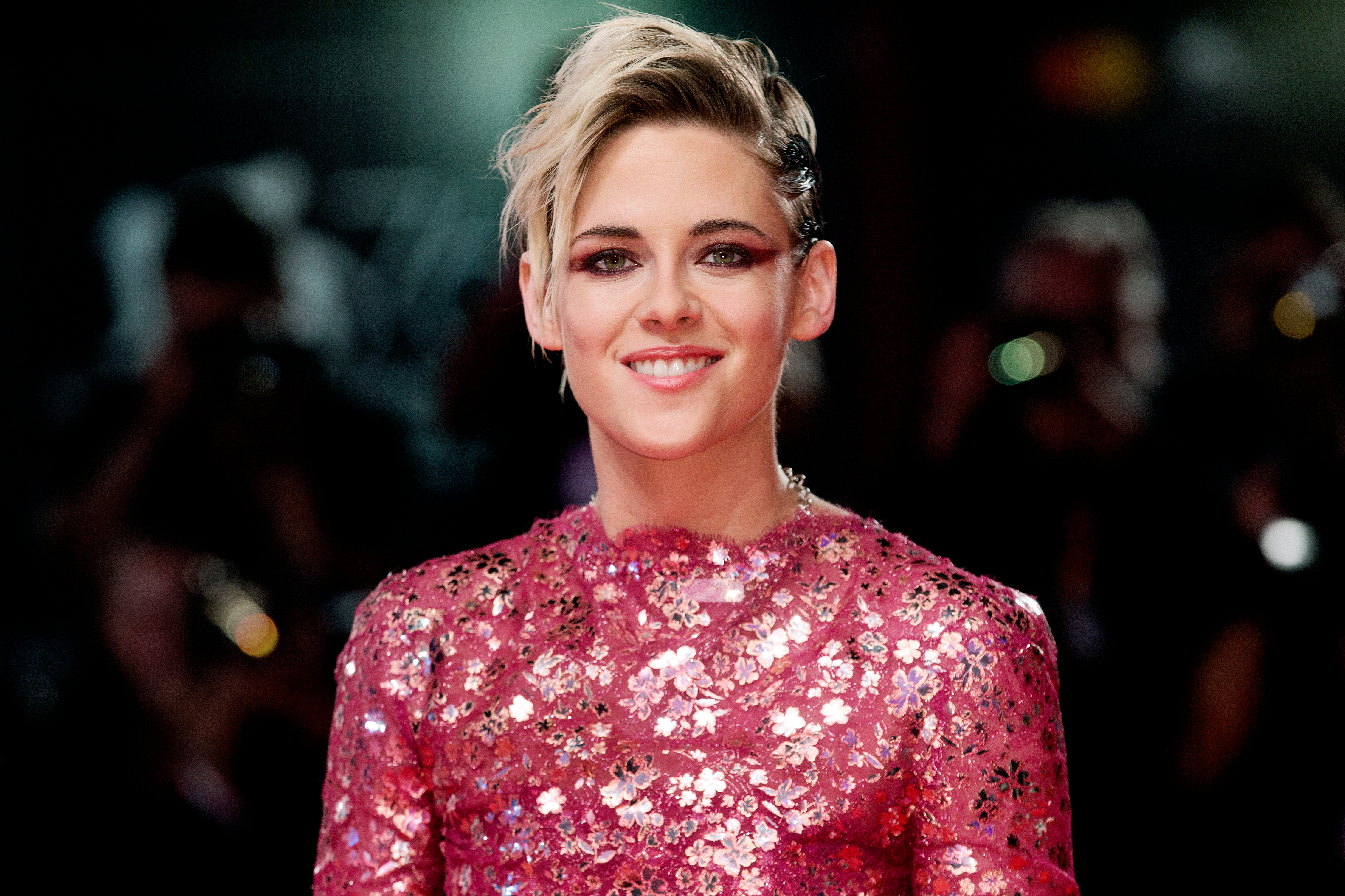 Venice,,Italy,-,August,30:,Kristen,Stewart,Attends,The,Premiere