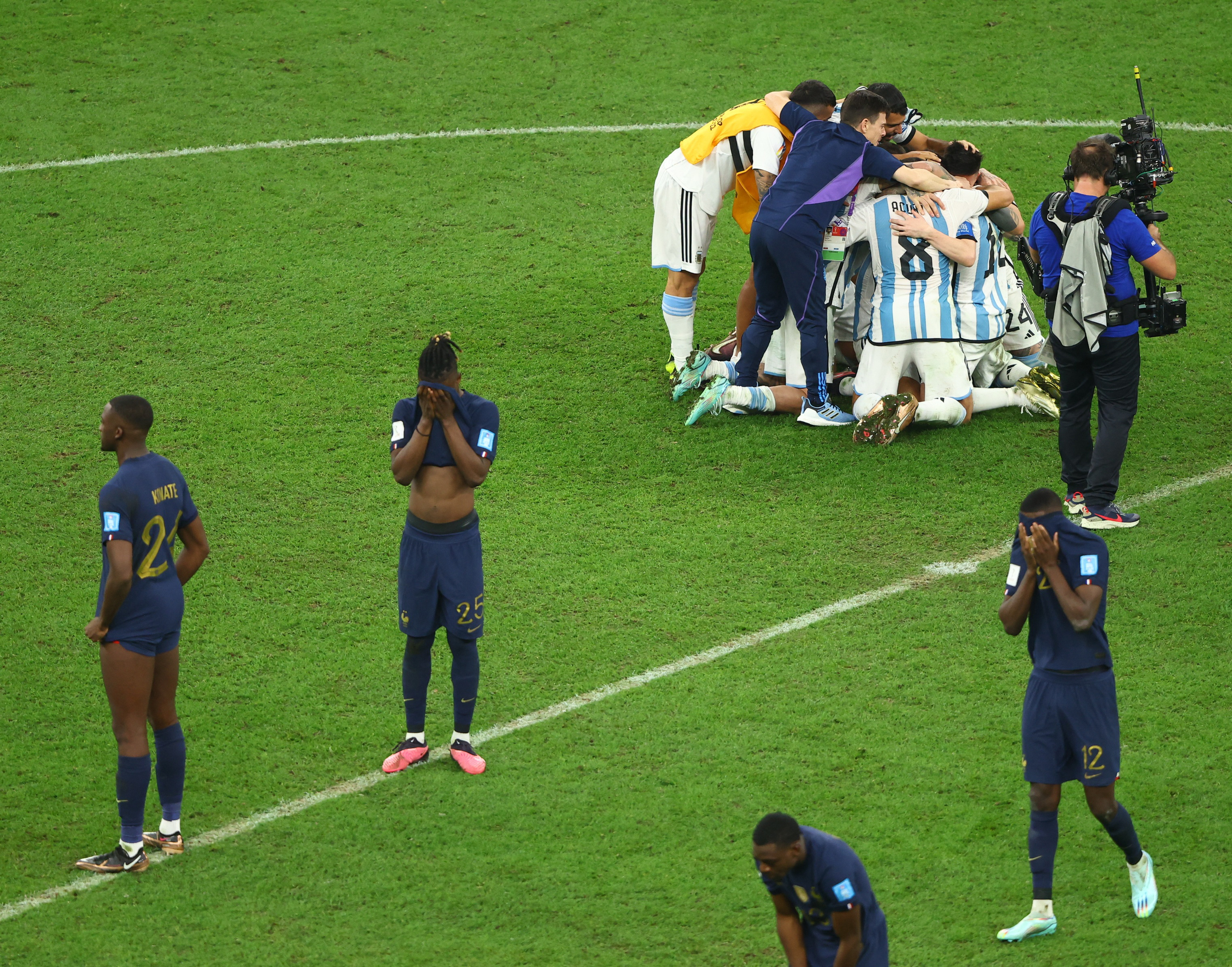 REUTERS/Bernadett Szabo