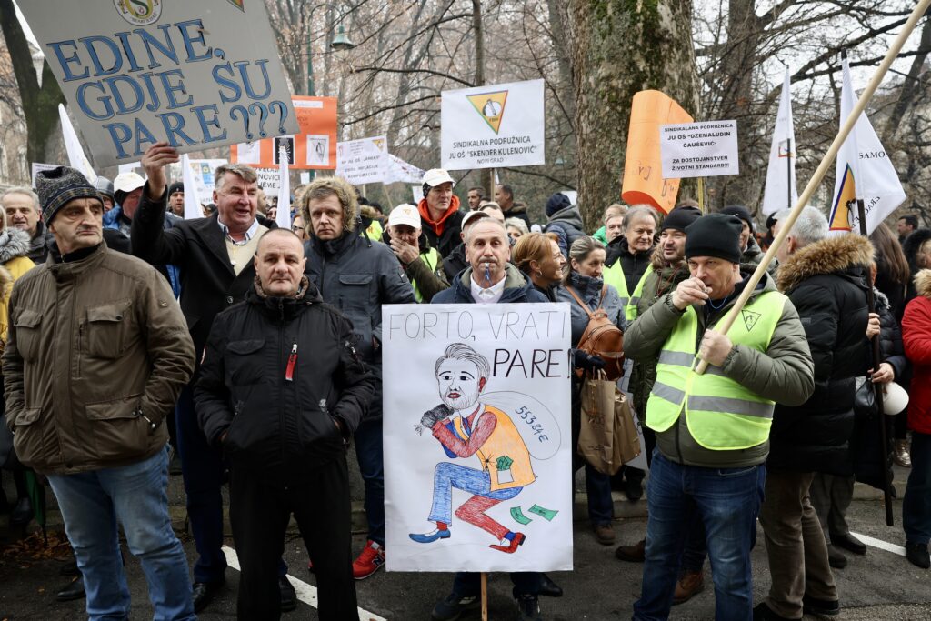 1671009471-image00003-1024x683