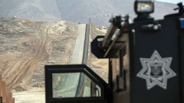 sad-meksiko-granica-197696-725x408