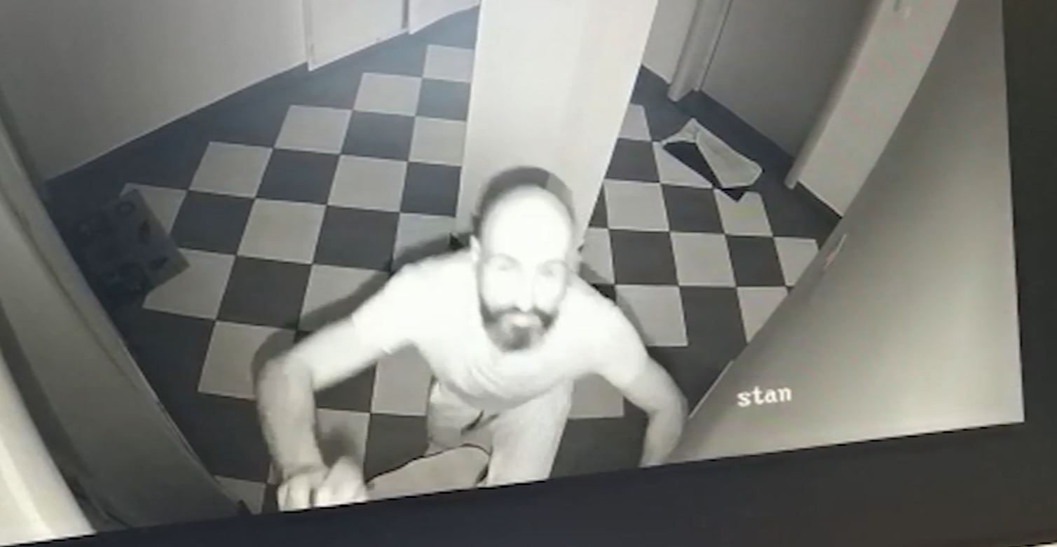 gnfgngf