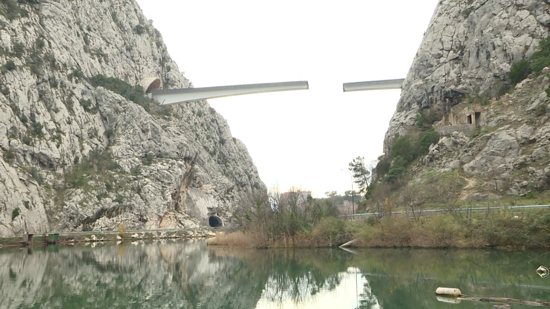 MOST OMIŠ