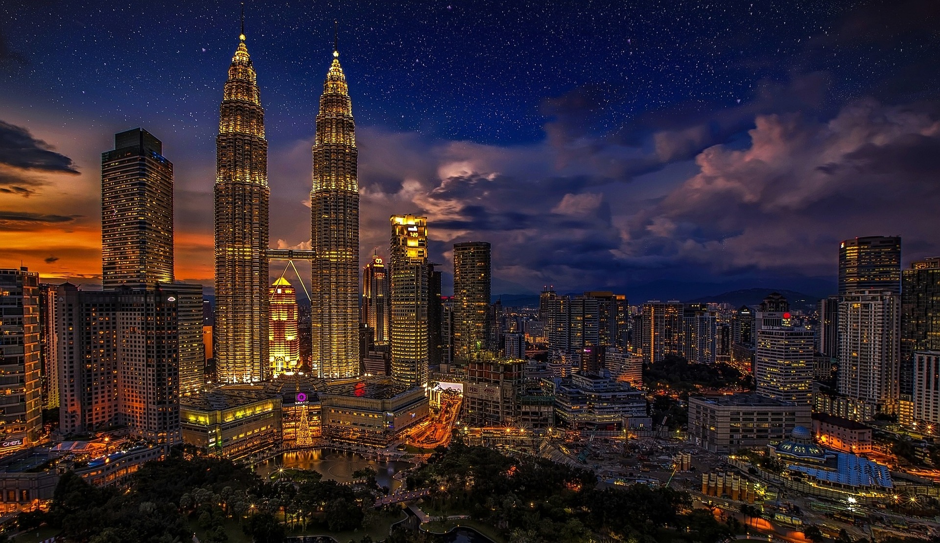 kuala-lumpur-gbcf0b1dc6_1920