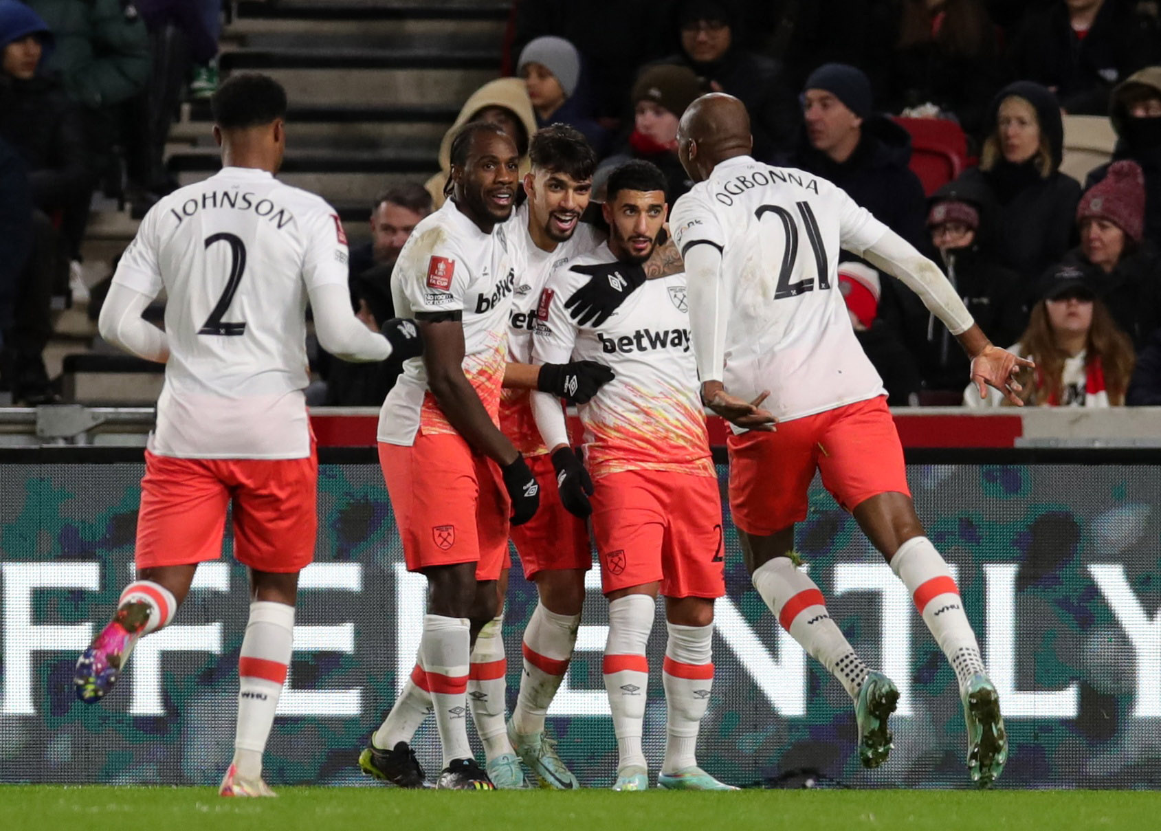 FA Cup Third Round - Brentford v West Ham United