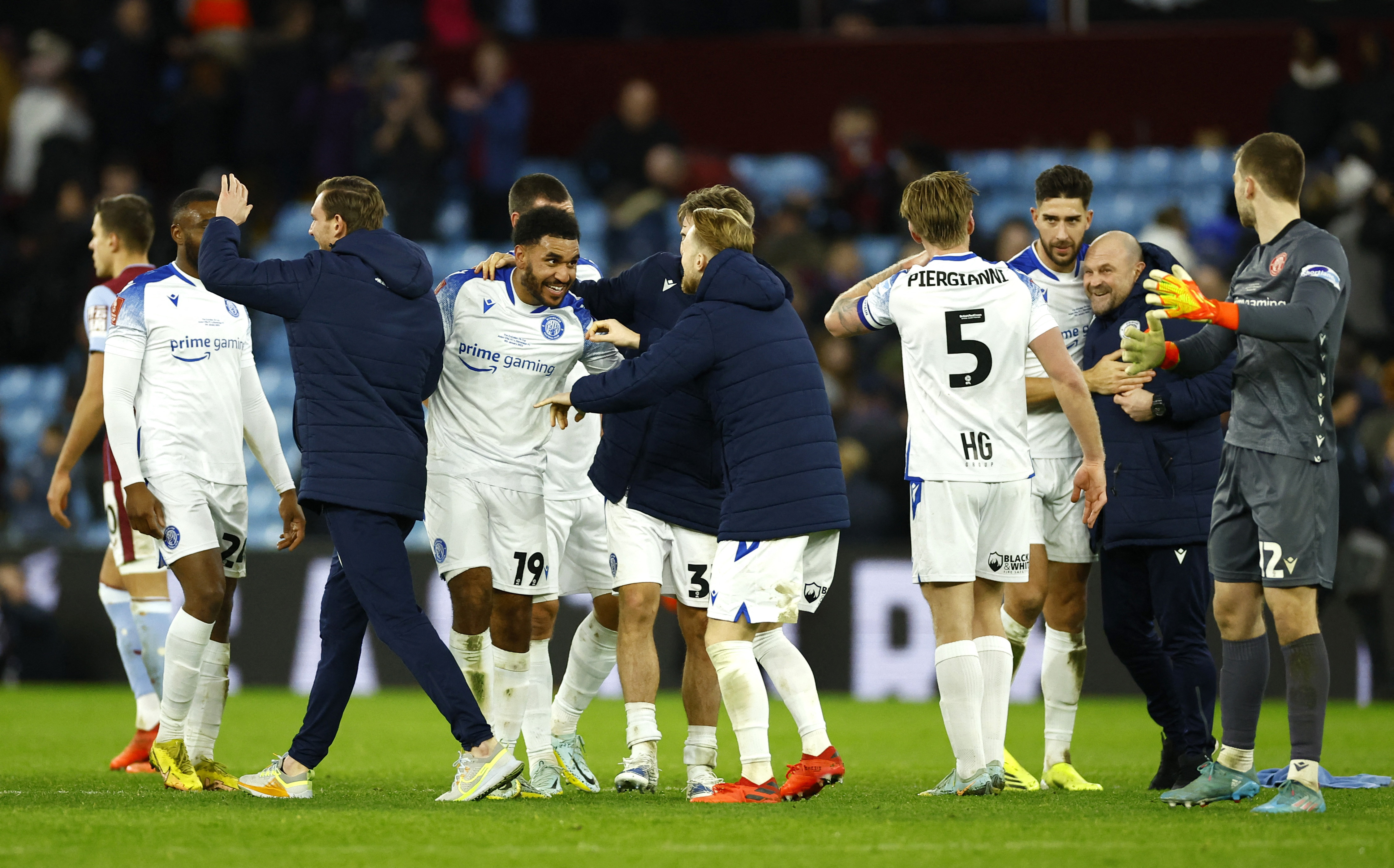 FA Cup Third Round - Aston Villa v Stevenage