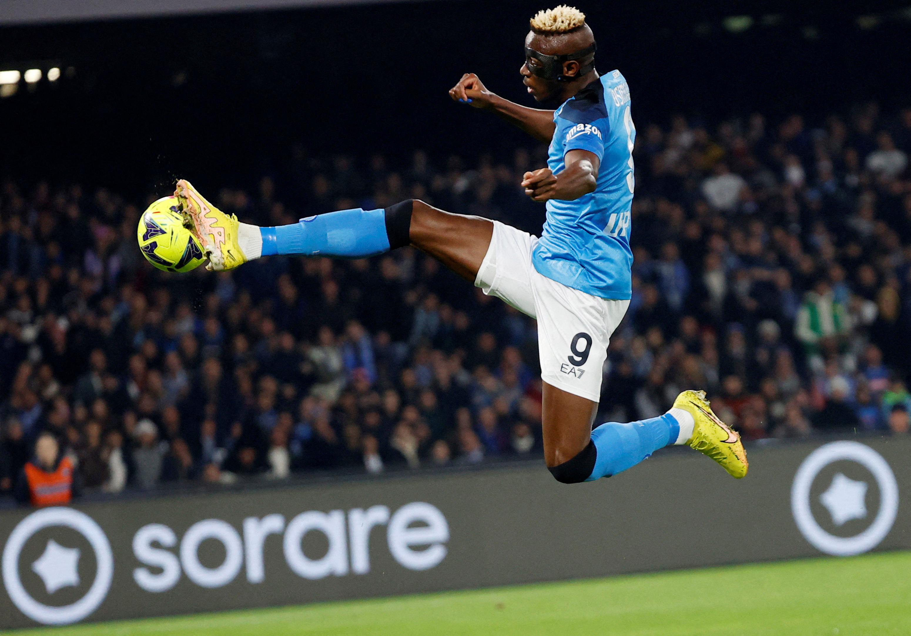 REUTERS/Ciro De Luca