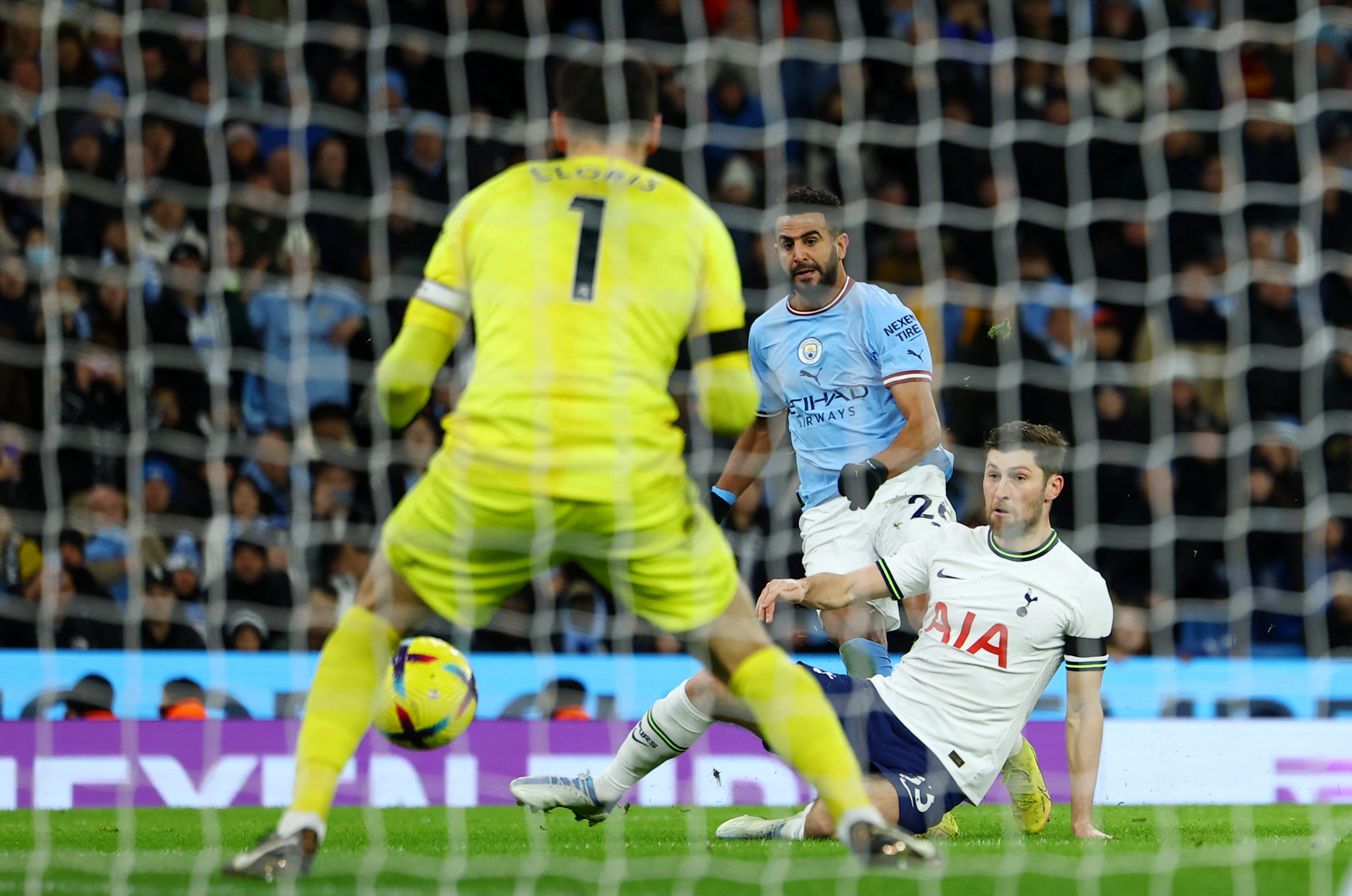 Premier League - Manchester City v Tottenham Hotspur