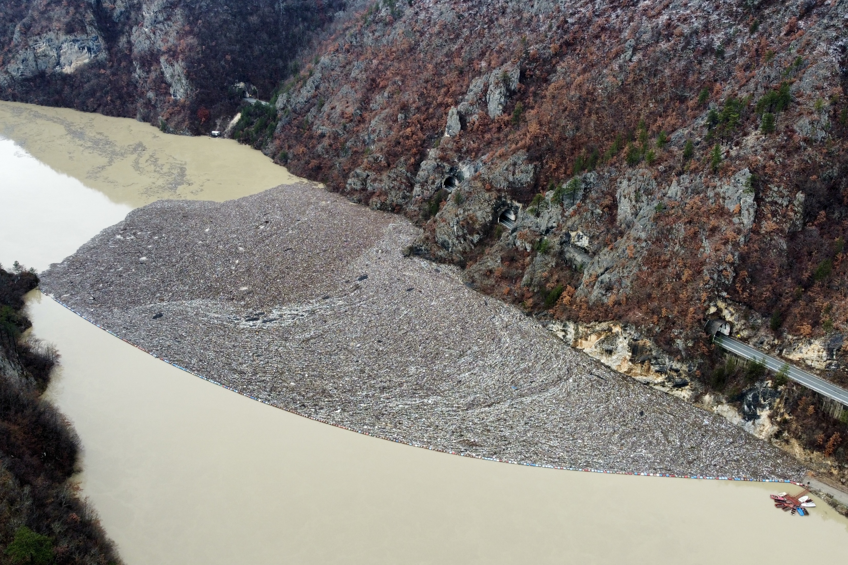 Otpad, drina, višegrad