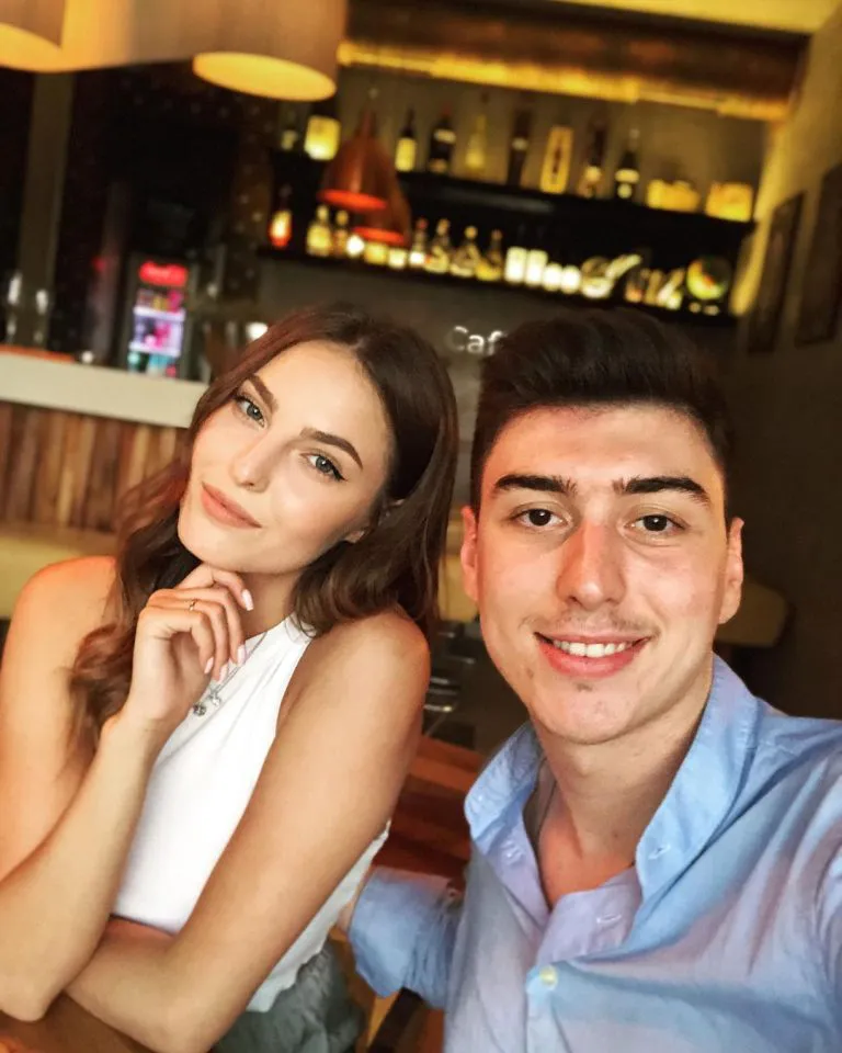 208733201_113782440949376_165858163203420812_n-768x960