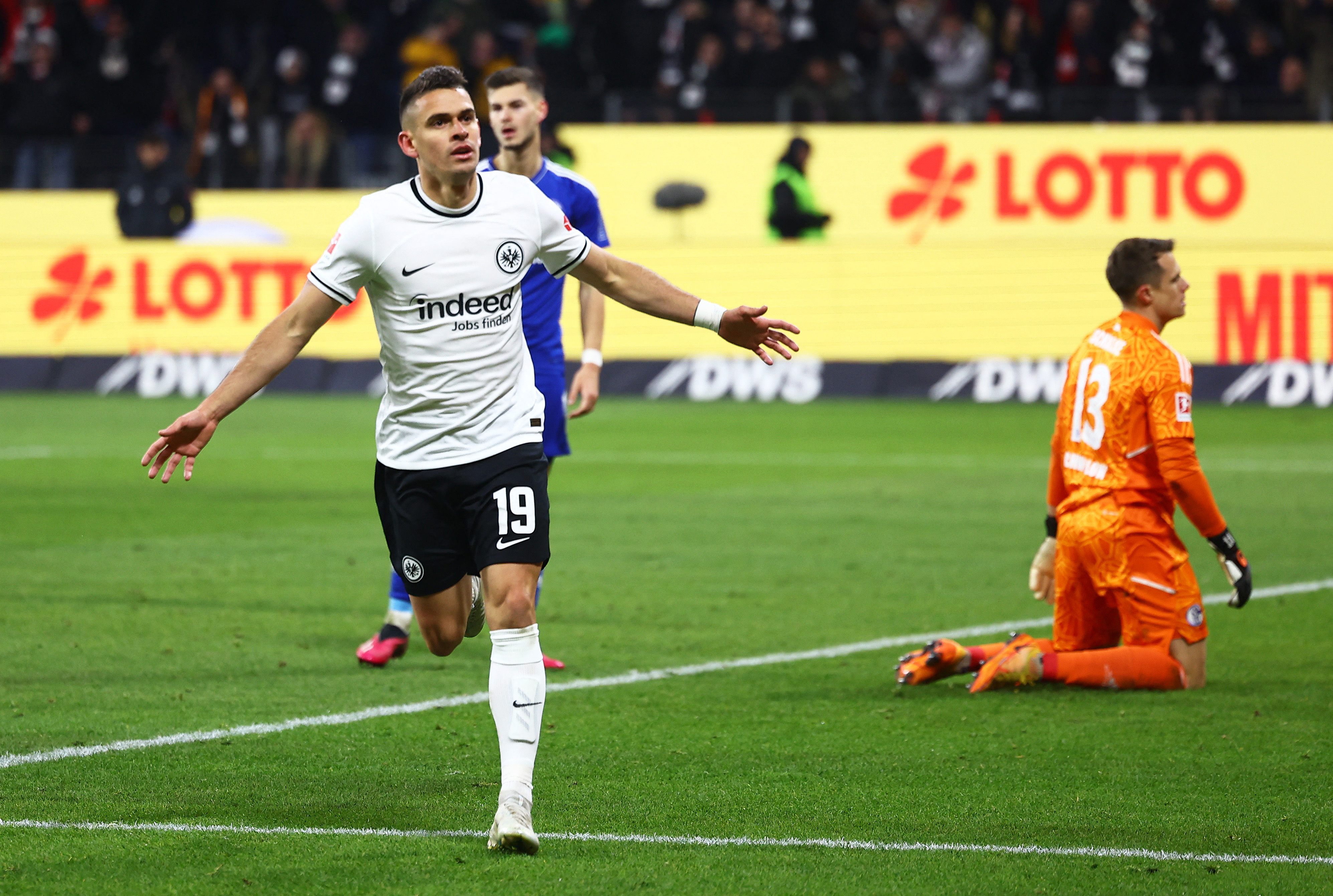 Bundesliga - Eintracht Frankfurt v Schalke 04
