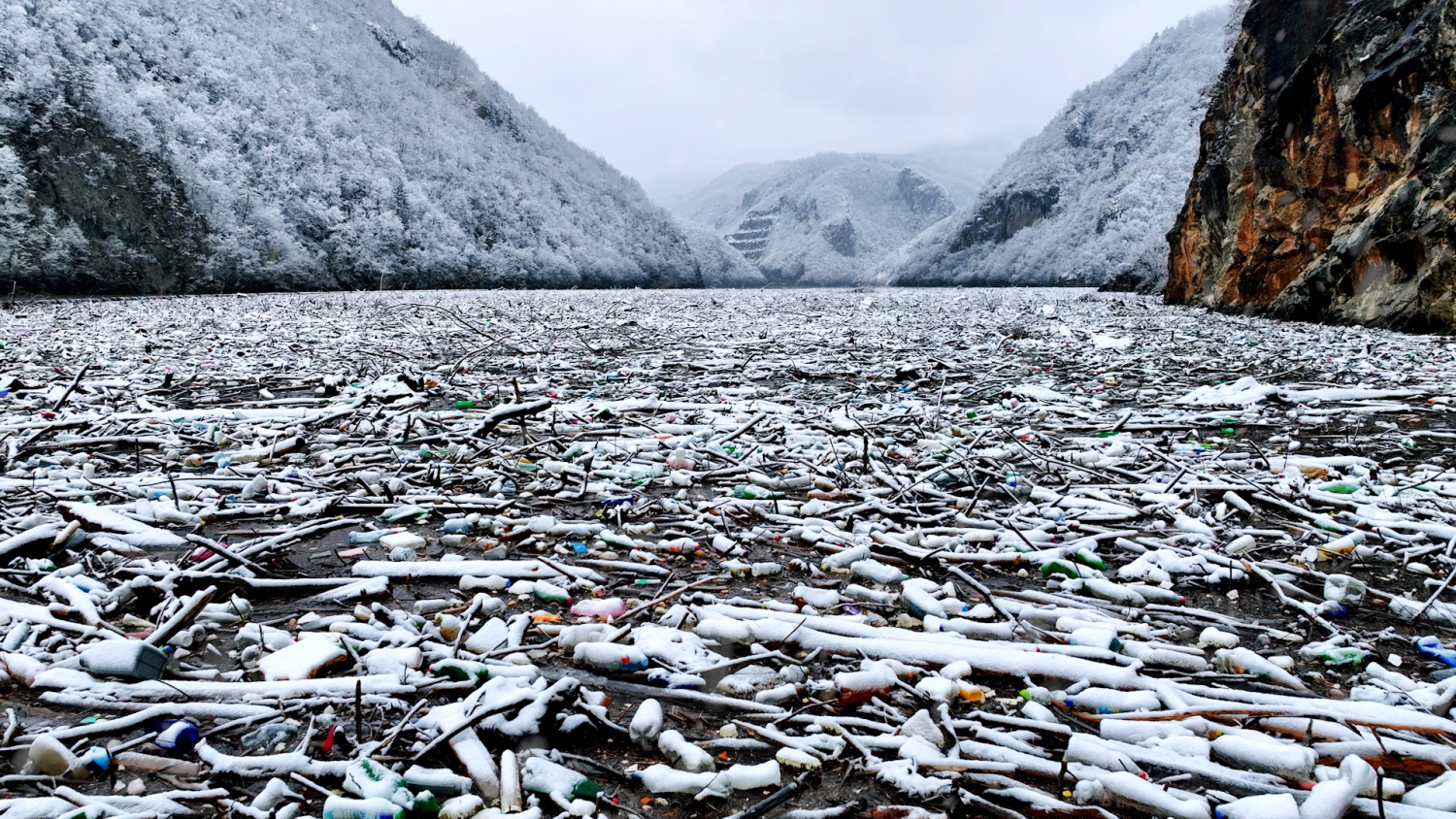 smece u drini dronba