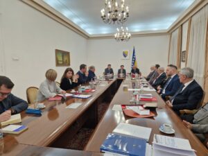1674584469-Clan-PBiH-dr.-Becirovic-Savjet-za-ustavnopravna-pitanja2-300x225.jpg