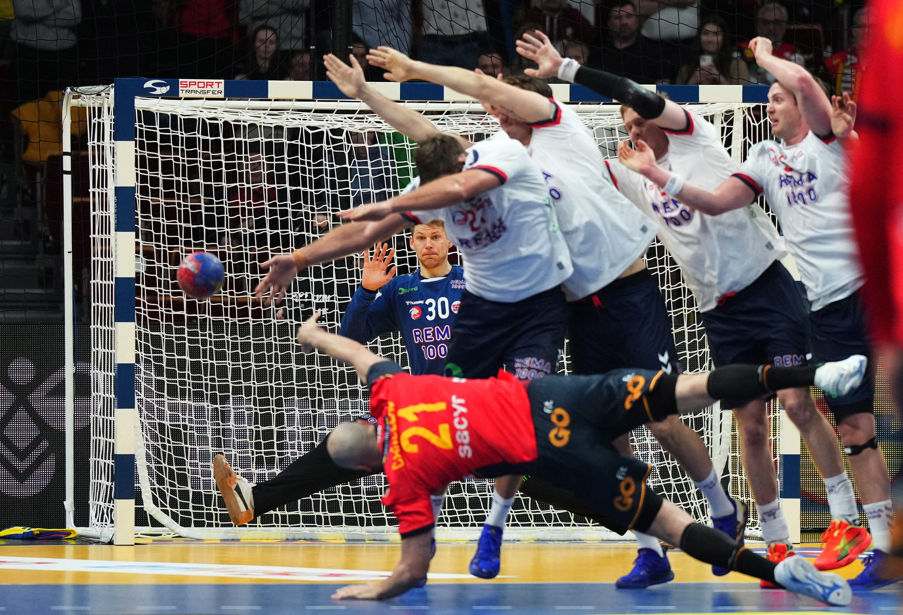 Quarterfinals - Norway v Spain