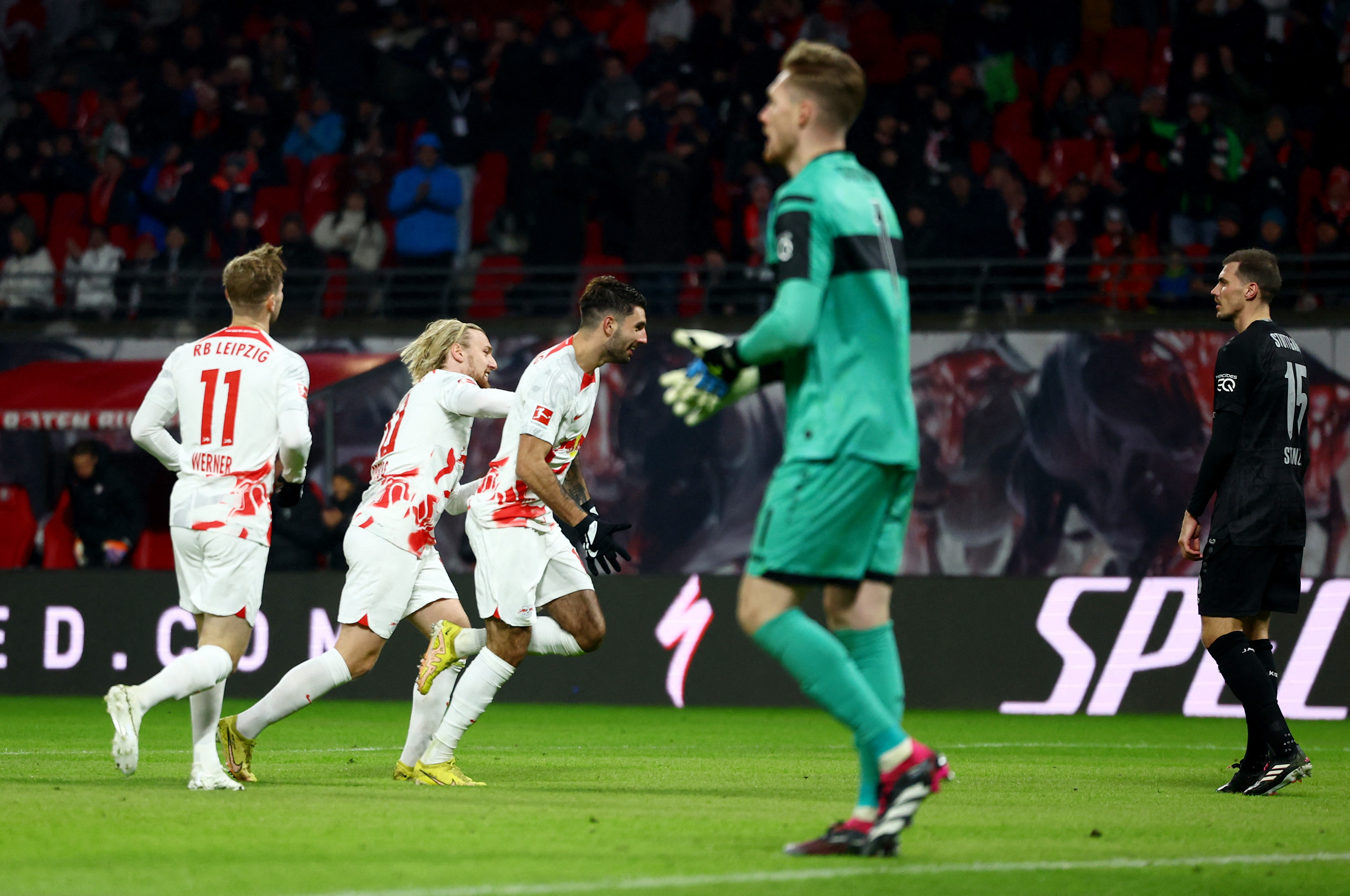 REUTERS/Lisi Niesner 