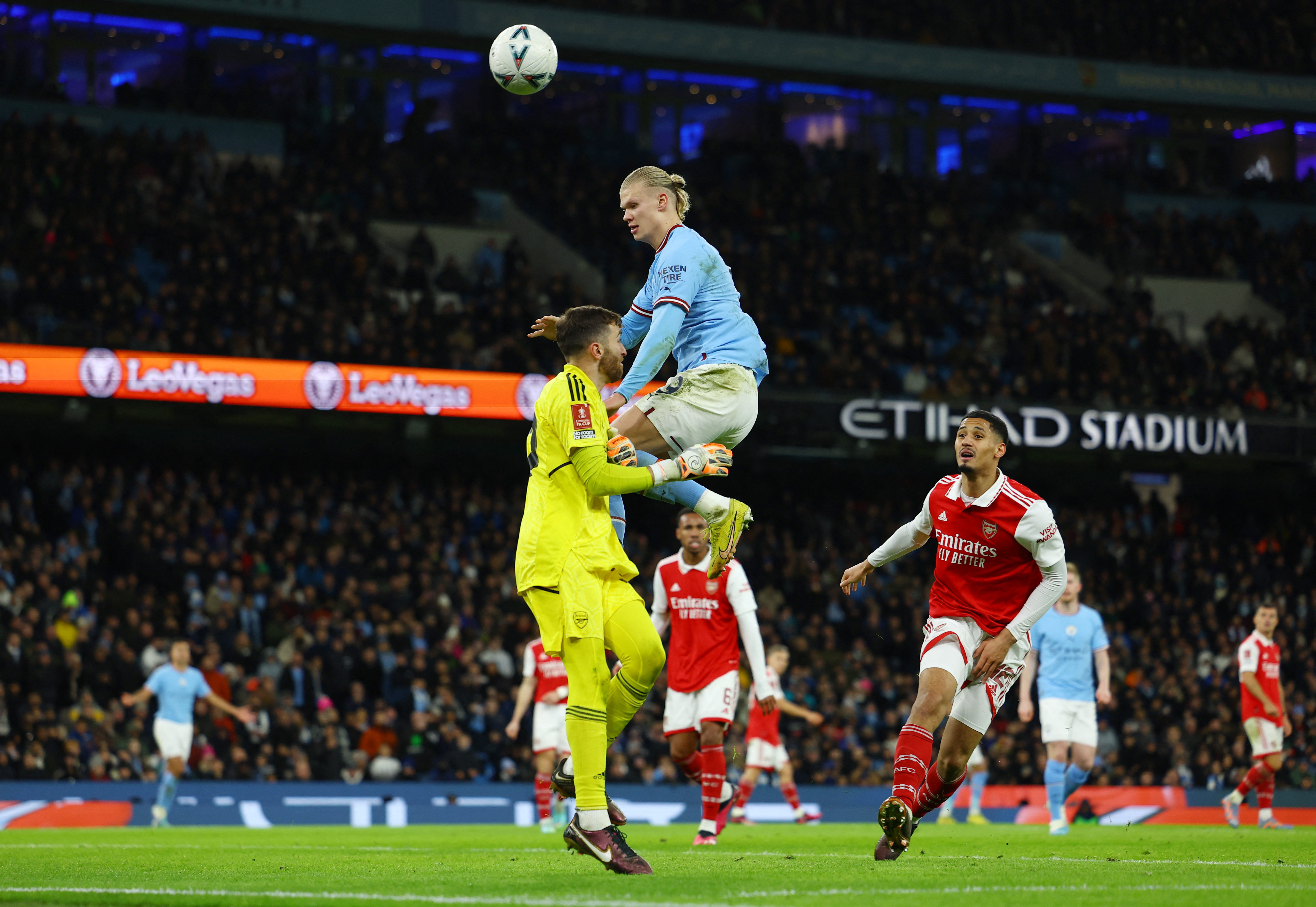 REUTERS/Molly Darlington