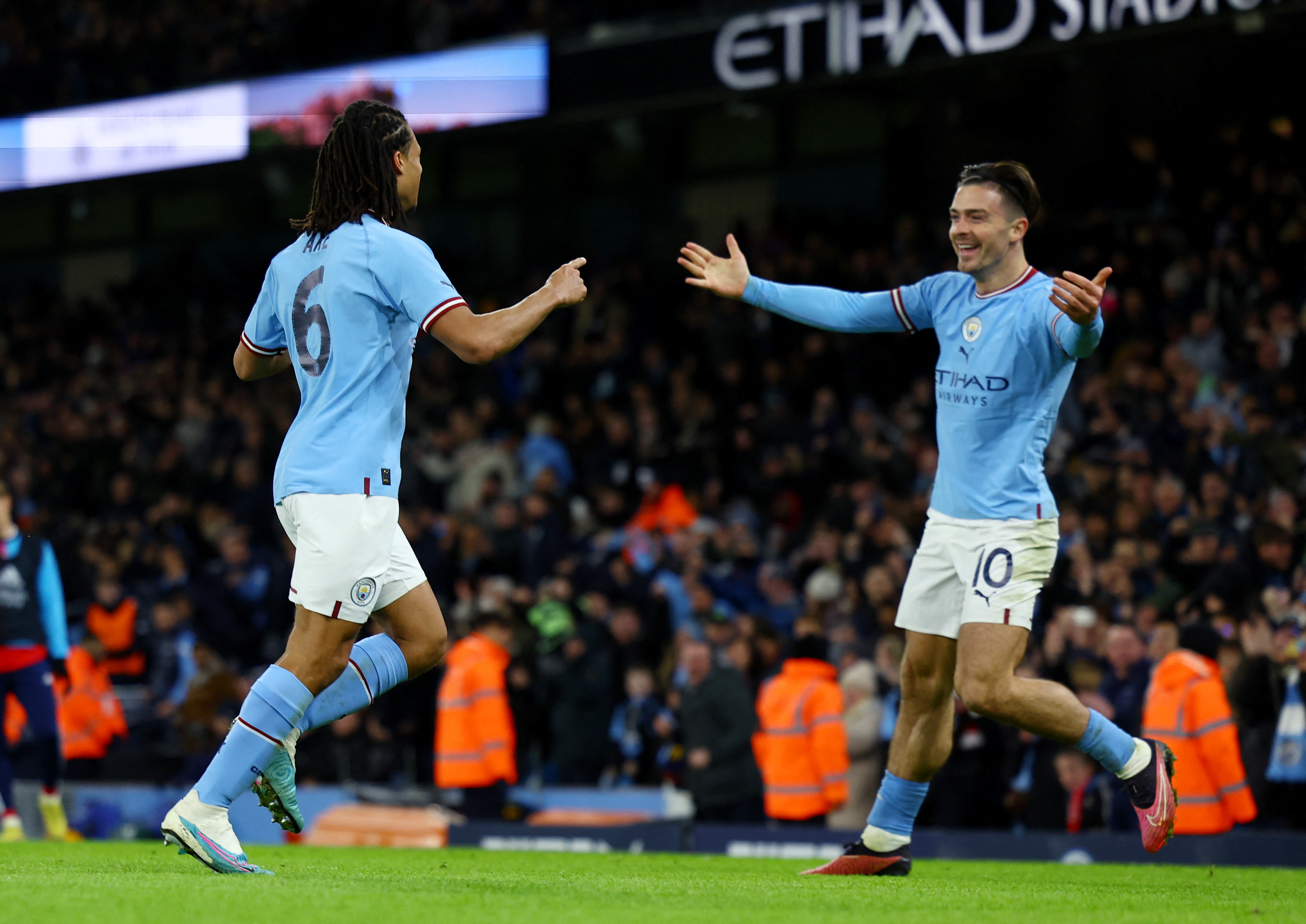 REUTERS/Molly Darlington