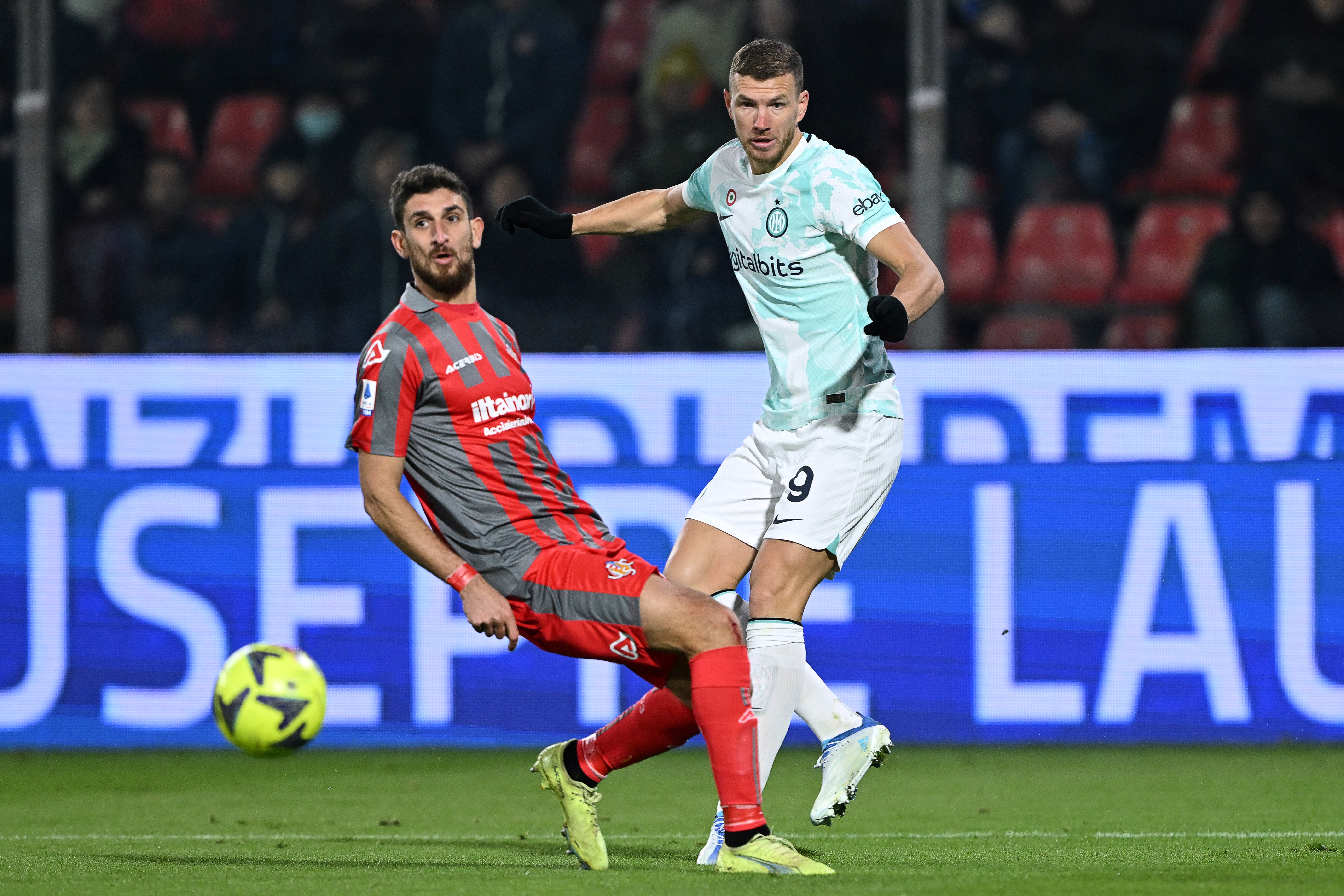 FBL-ITALY-SERIE A-CREMONESE-INTER