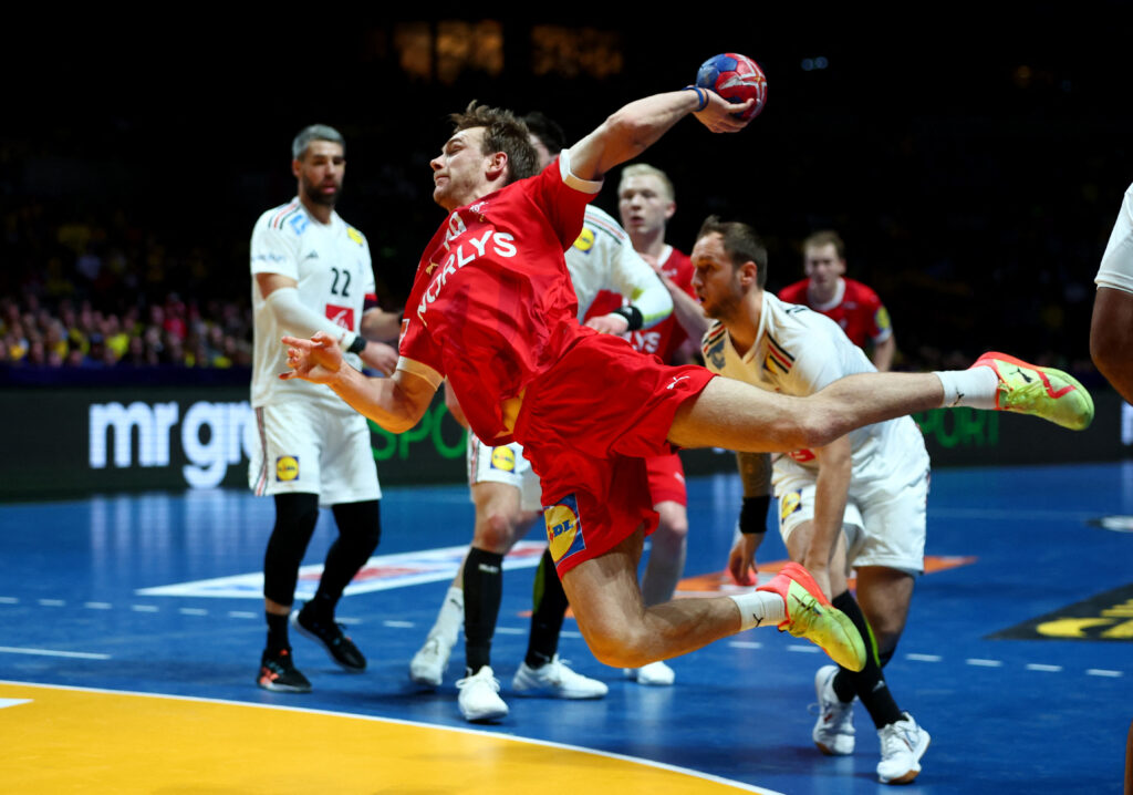 1675061512-2023-01-29T203108Z_912300730_UP1EJ1T1KZU5B_RTRMADP_3_HANDBALL-WORLD-FRA-DNK-REPORT-1024x718.jpg