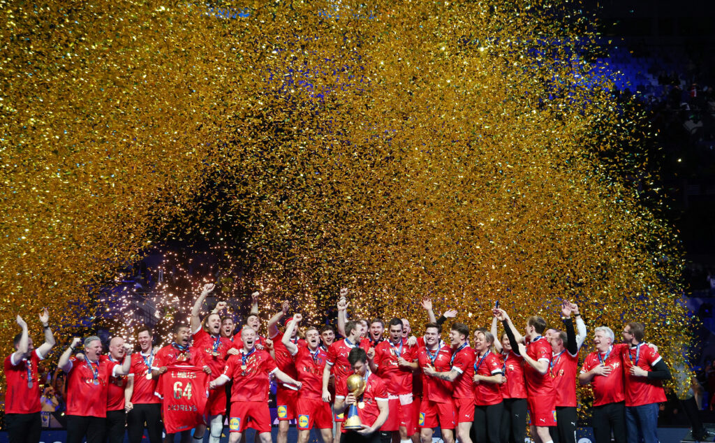 1675061537-2023-01-29T221335Z_882628551_UP1EJ1T1PJU9U_RTRMADP_3_HANDBALL-WORLD-FRA-DNK-REPORT-1024x634.jpg