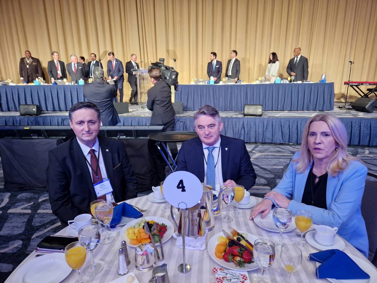 Članovi PBiH na Molitvenome doručku 1