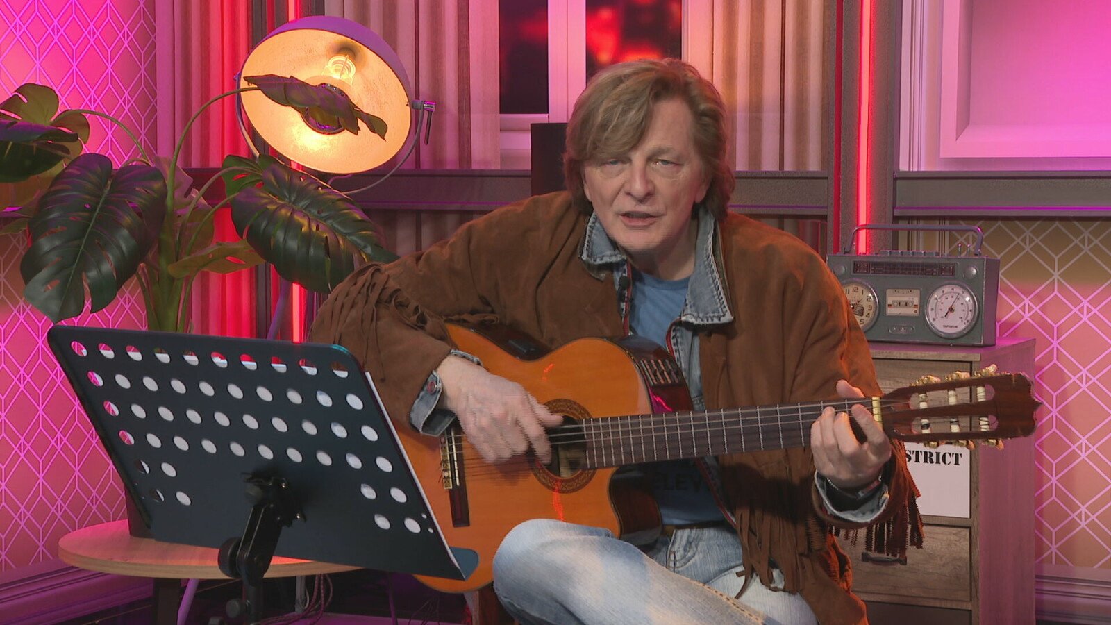 62472578-in-magazin-daniel-popovic