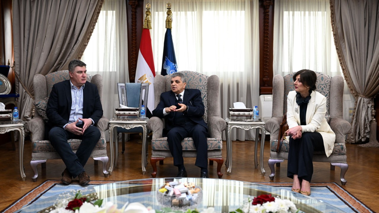 1675603687-thumbnail_DSC_2324-1