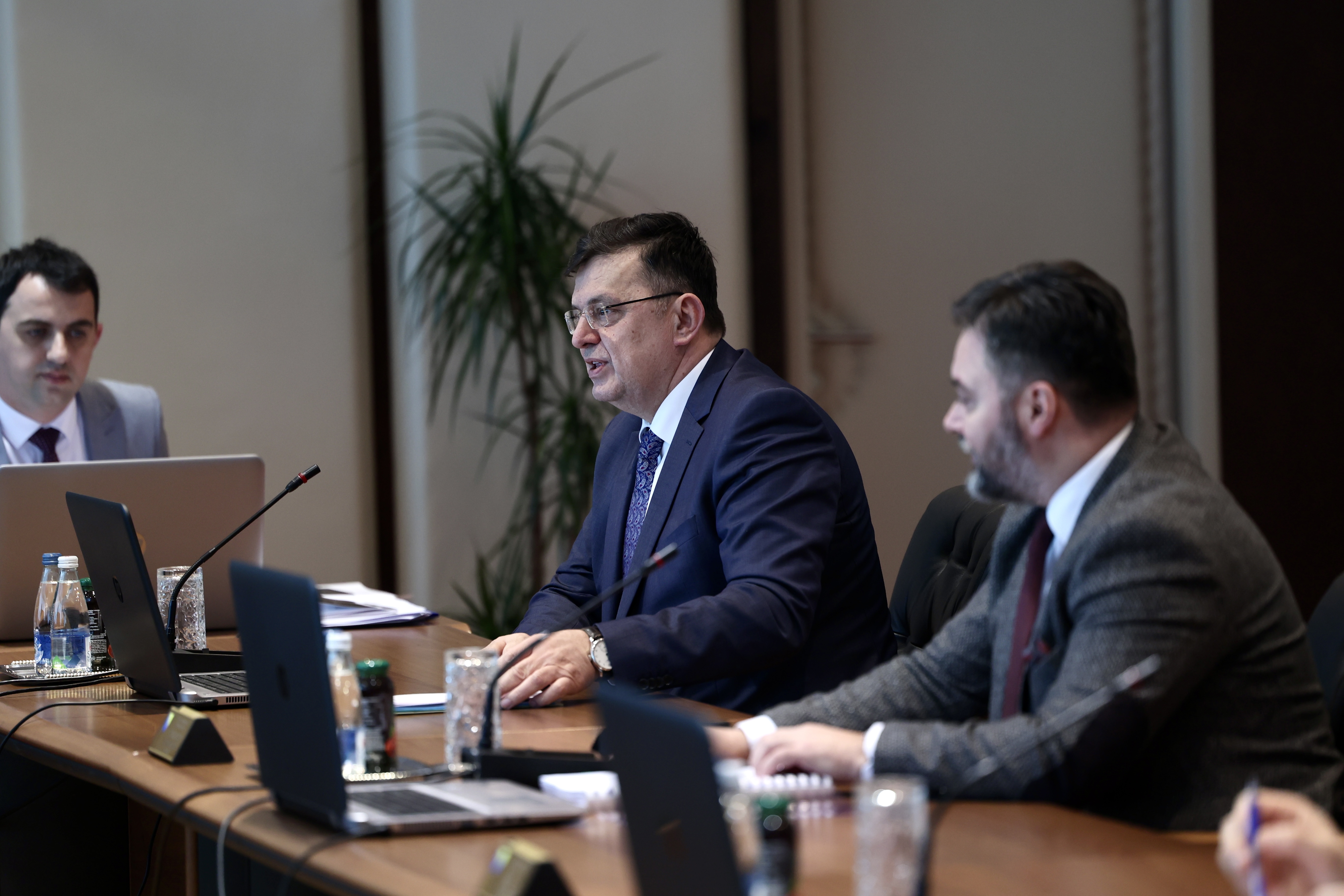 Zoran Tegeltija (F.Z./N1)