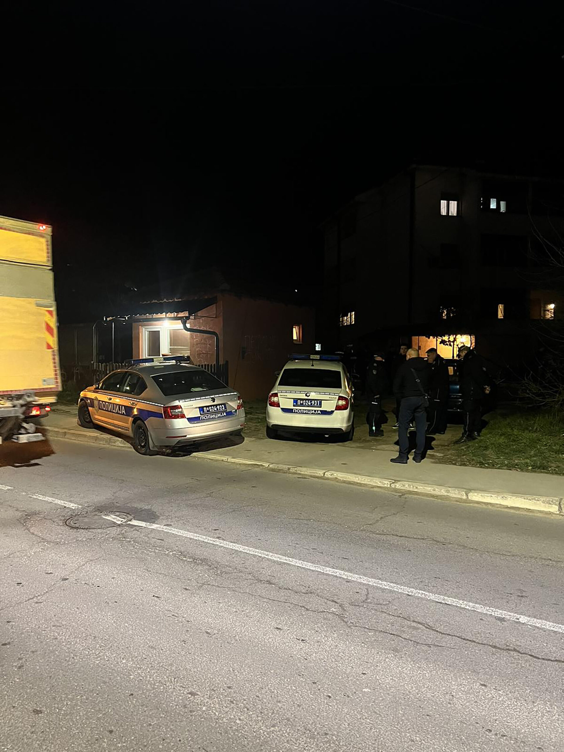 policajac ubio suprugu i sebe grocka srbija