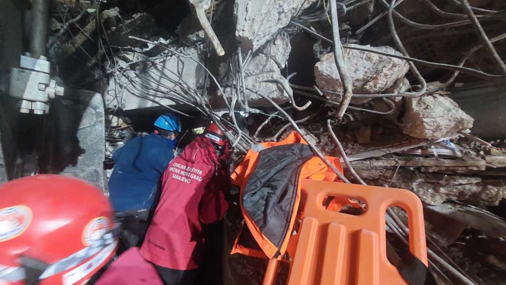 l_9bcd17562e7cd8e34aff96a6594c25ec